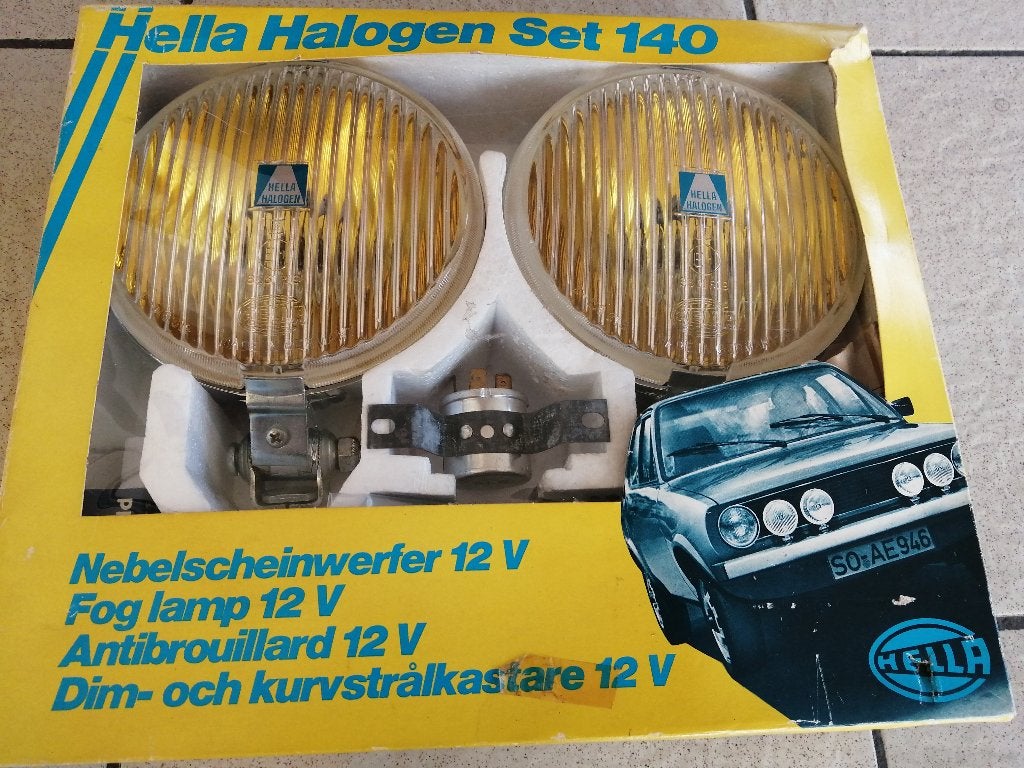 Nos nieuwe in de doos Hella Halogen set 140 vintage, Ophalen of Verzenden, Nieuw