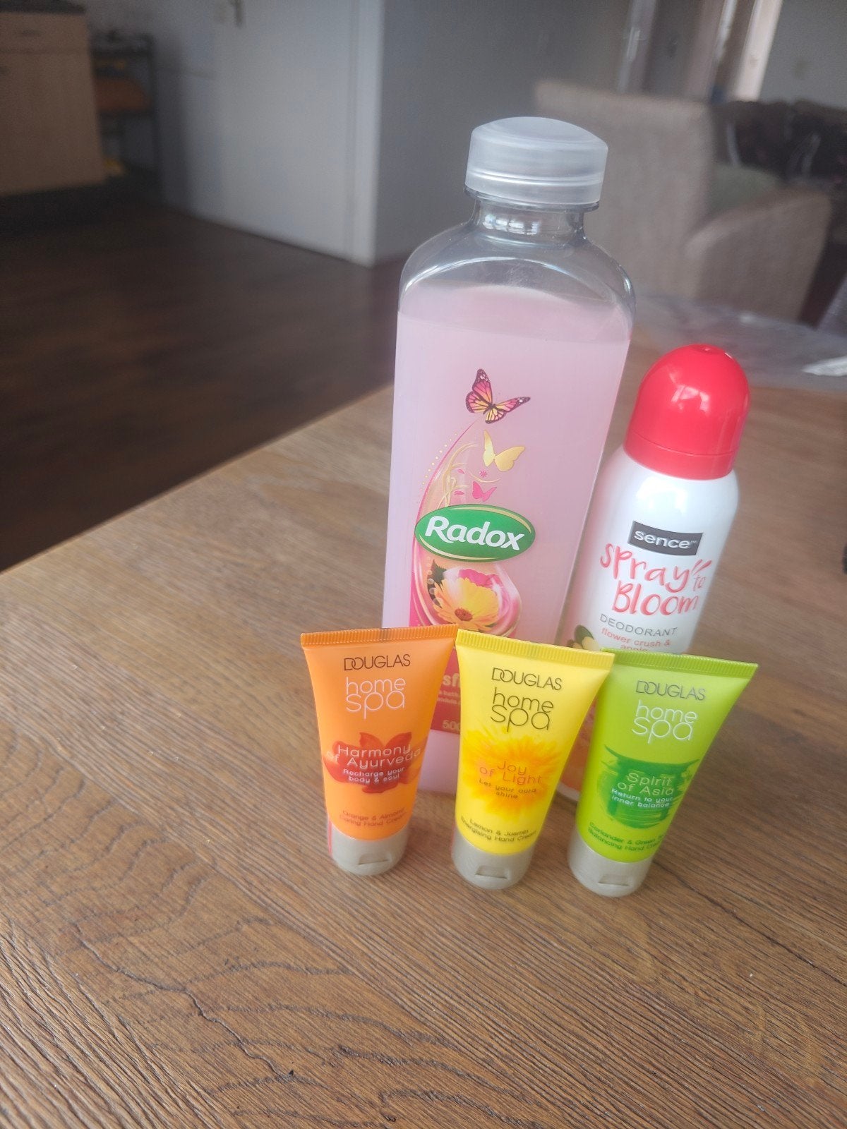Lichaamsverzorging Bathcream en Deodorant, Ophalen of Verzenden, Nieuw, Bad & Douche