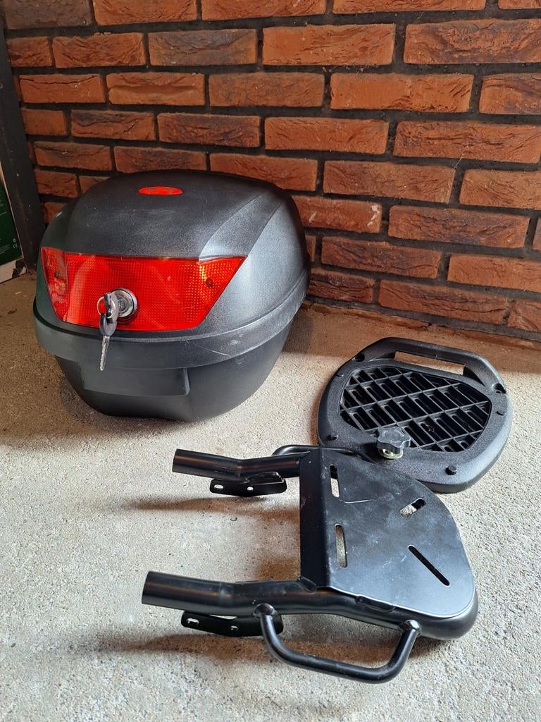 Scooter helm koffer, Motoren, Accessoires | Koffers en Tassen, Ophalen, Zo goed als nieuw