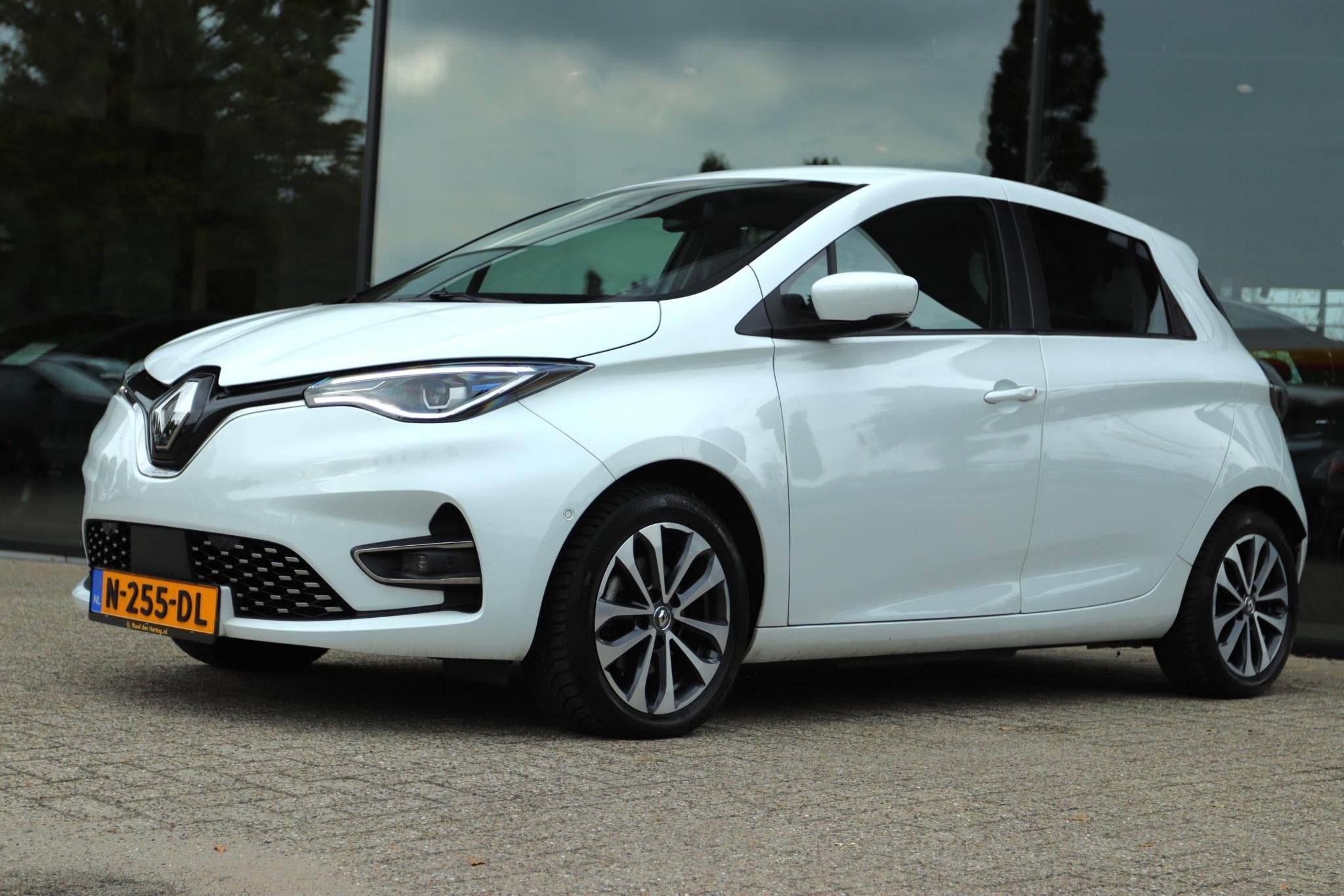 RENAULT ZOE R135 INTENS 52 KWH SOH 93.8% | KOOPACCU | CARPLA, Auto's, 136 pk, Gebruikt, Wit, Origineel Nederlands