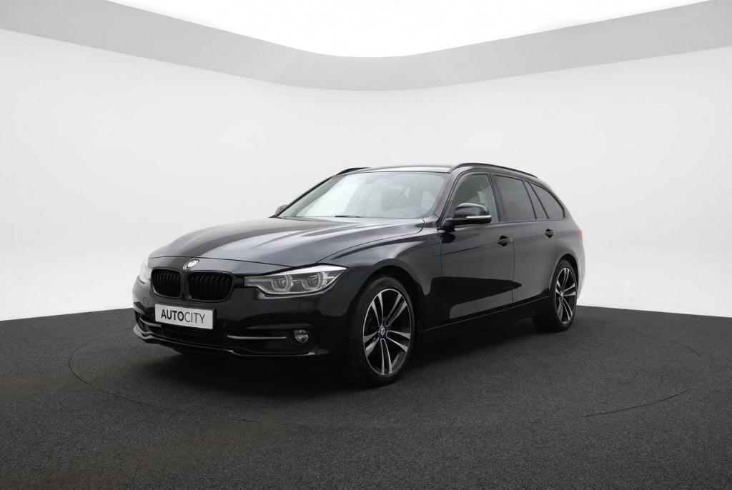 BMW 3 Serie touring 320 i Sport Line Shadow Camera l Leder l, Automaat, 1998 cc, Achterwielaandrijving, Euro 6