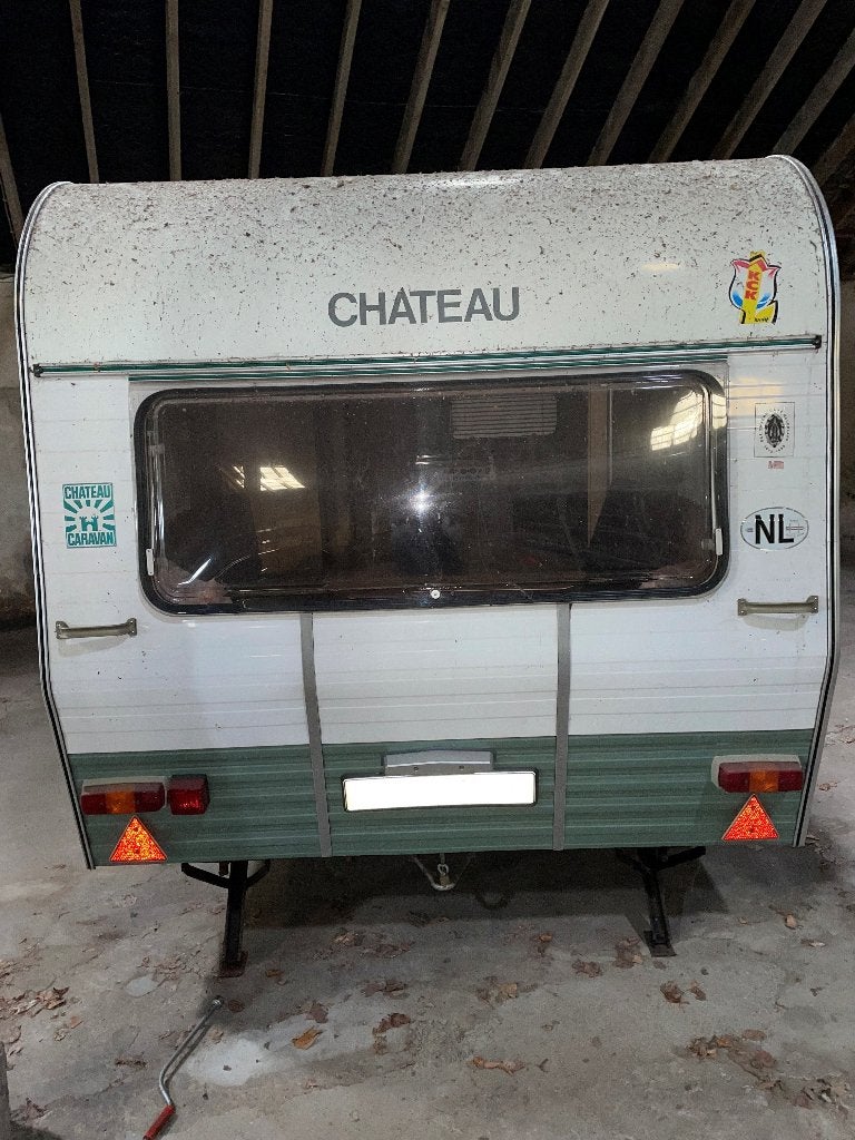 Caravan - type 'Chateau Touring 350', Caravans en Kamperen, Particulier, 4 tot 5 meter, 500 - 750 kg, Openslaande ramen