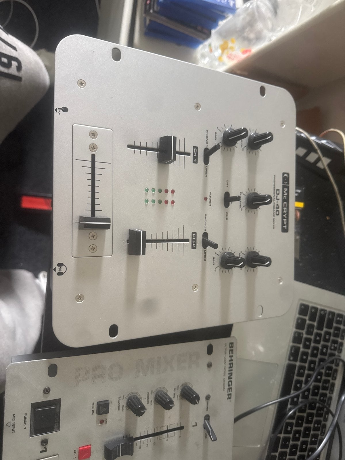 Mix panelen, Ophalen of Verzenden, Zo goed als nieuw, 5 tot 10 kanalen, Microfooningang