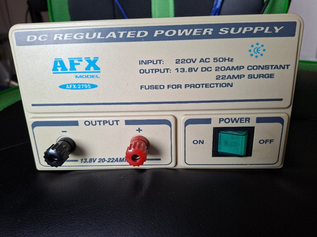 AFX Model AFX-2795 Gereguleerde DC Voeding, Ophalen, Gebruikt, Zender en Ontvanger