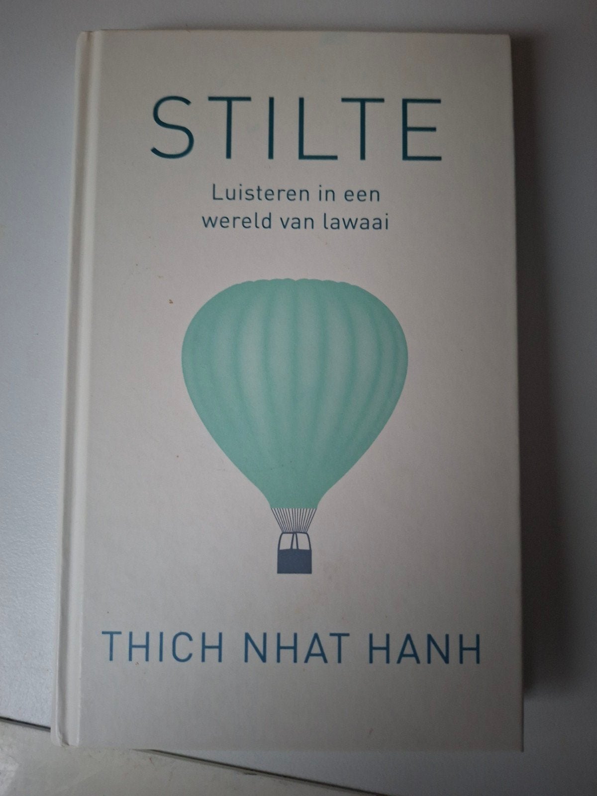 Stilte: Luisteren in een wereld van lawaai - Thich Nhat Hanh, Boeken, Thich Nhat Hanh, Ophalen of Verzenden, Zo goed als nieuw