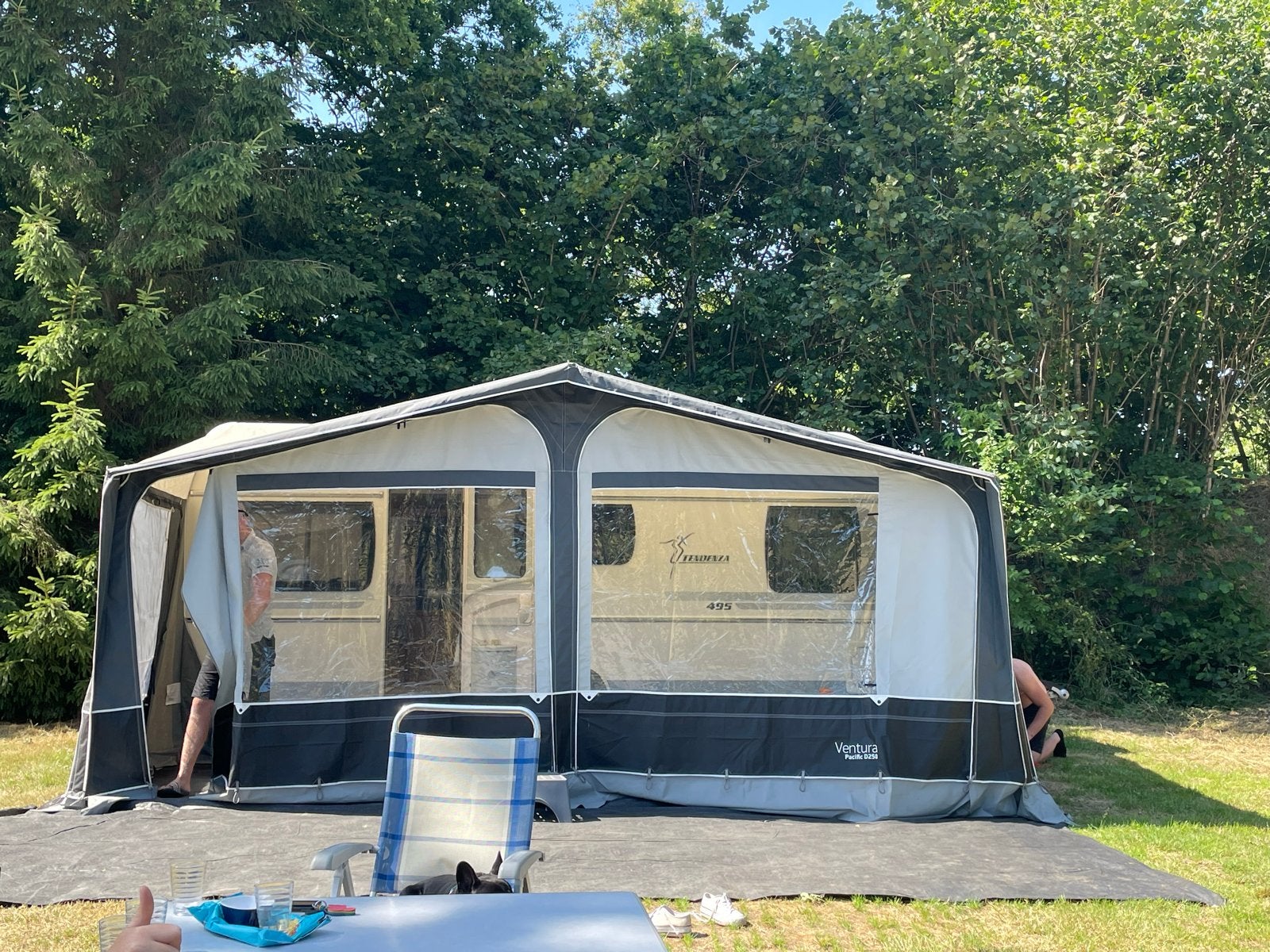 Ventura Pacific D250 voortent - A975/G18 met fiber frame, Caravans en Kamperen, Voortenten en Luifels, Ophalen, Gebruikt, Isabella