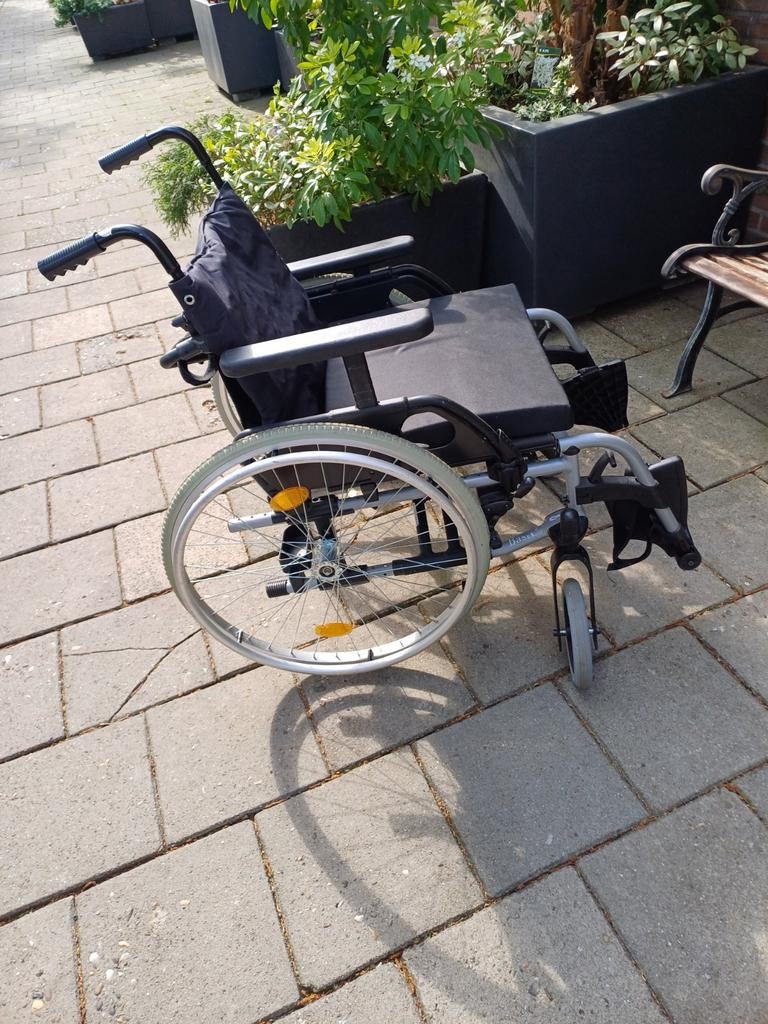 Breezy rolstoel extra breed 50 cm, Diversen, Rolstoelen, Ophalen, Inklapbaar, Gebruikt, Duwrolstoel