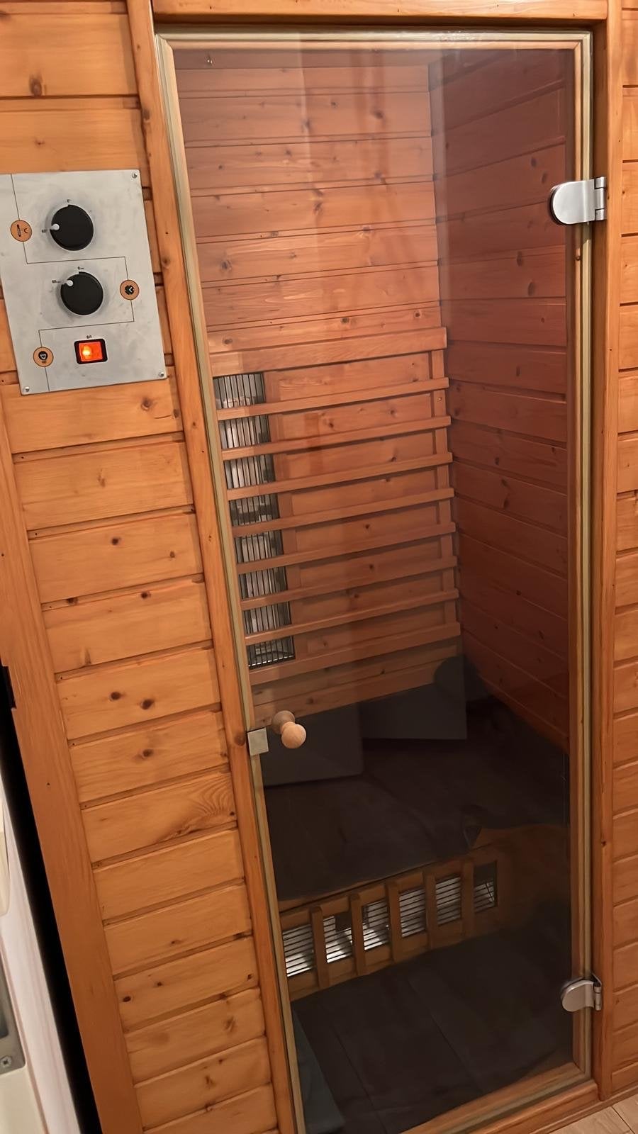Infrarood sauna BASIC 110 -1-persoons met keramische stralen, Ophalen, Gebruikt, Infrarood, Complete sauna