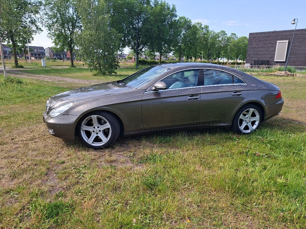 Mercedes-Benz CLS 3.5 Cls350 CGI AUT 2006 Grijs, Automaat, Automatische klimaatregeling, Achterwielaandrijving, Zwart