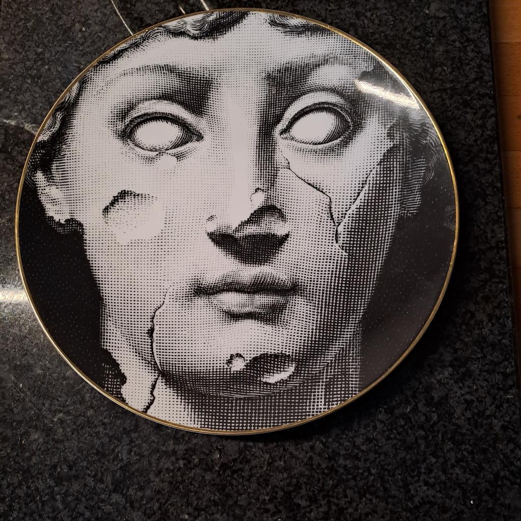 Rosenthal Fornasetti  Motief 21 bord, Antiek en Kunst, Antiek | Wandborden en Tegels, Ophalen of Verzenden