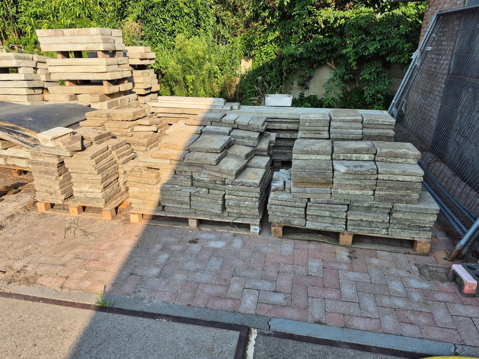 beton tegels gratis afhalen, Tuin en Terras, Ophalen, Gebruikt, Overige materialen