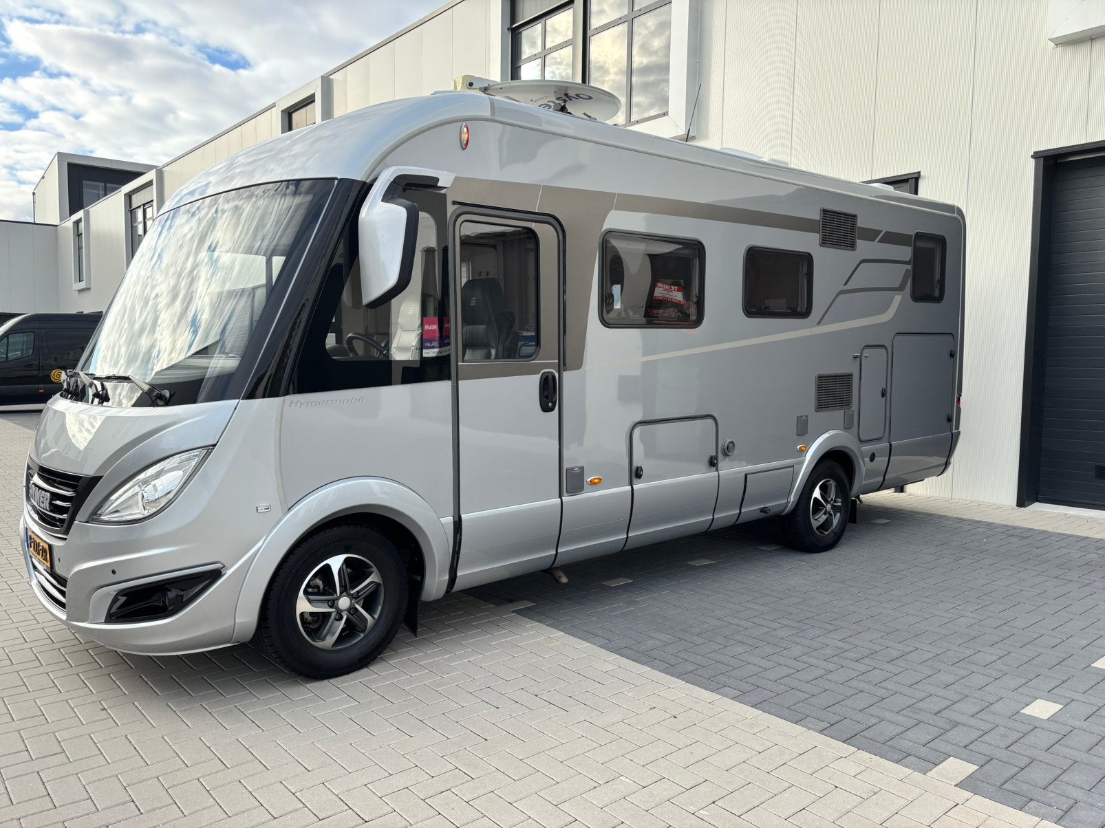 Hymer B 674 SL Dec 2018 model/2019 Perfecte Off-Grid Camper, Caravans en Kamperen, Fiat, Diesel, Particulier, Hymer