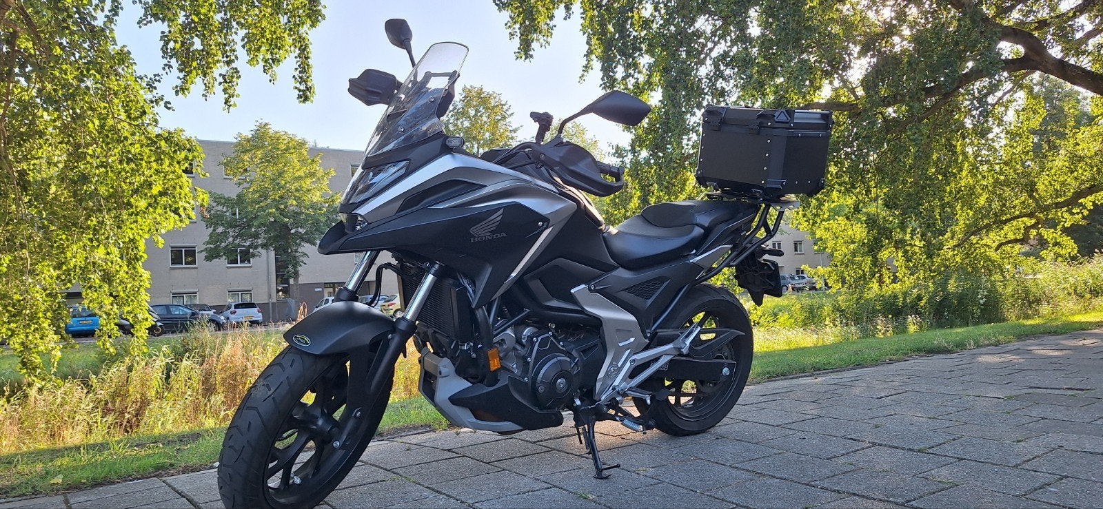 Honda NC750X, Motoren, Particulier