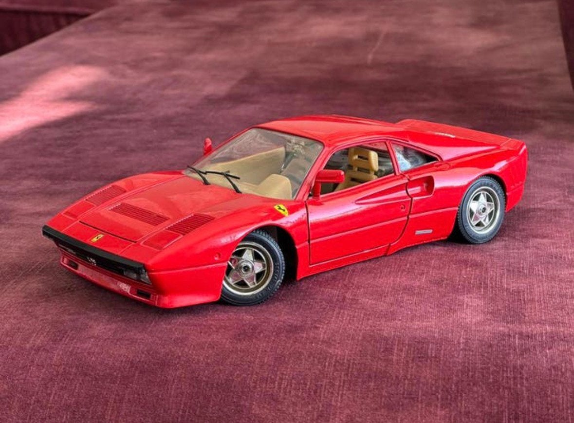 Ferrari 288 GTO | Bburago, Ophalen of Verzenden, Zo goed als nieuw, Bburago