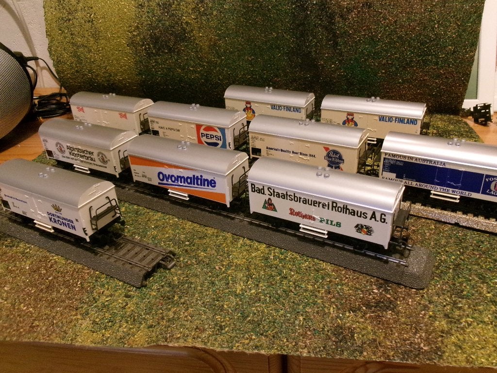 9 Marklin wagens DB SBB B 4 euro (p/st) Verzenden kan ook, Ophalen, Wisselstroom, Wagon, Zo goed als nieuw