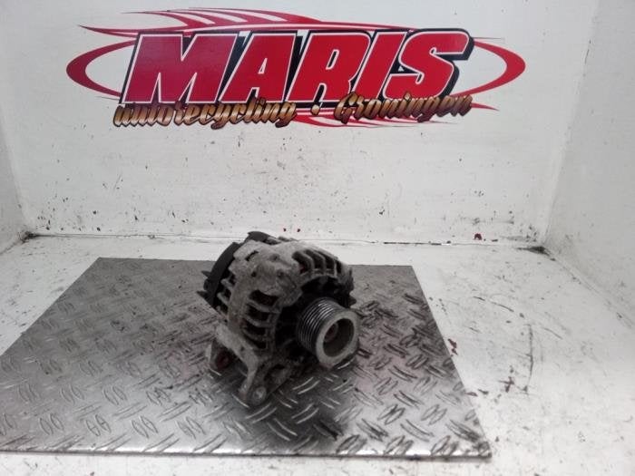 Dynamo van een Renault Clio, Gebruikt, -, Renault, -