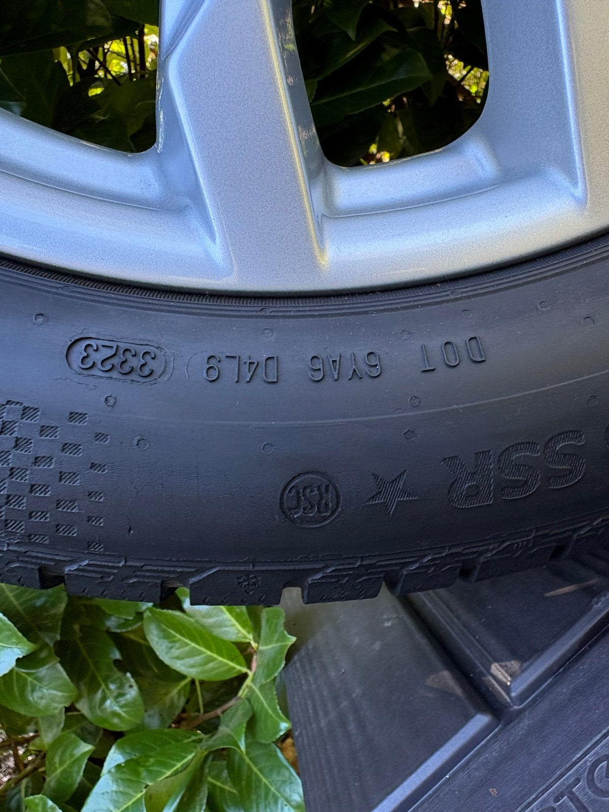 Foto 17 van BMW 19" 691 X3 G01 X4 G02 Winterset Conti Runflat + TPMS