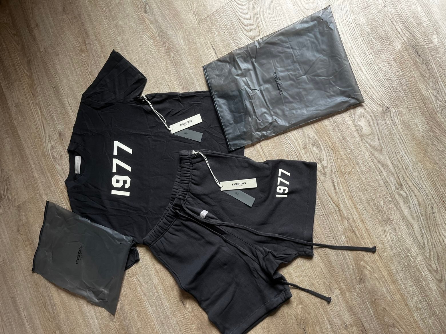 Essentials 1977 Zomerset – maat M, Ophalen of Verzenden, Nieuw, Maat 48/50 (M)
