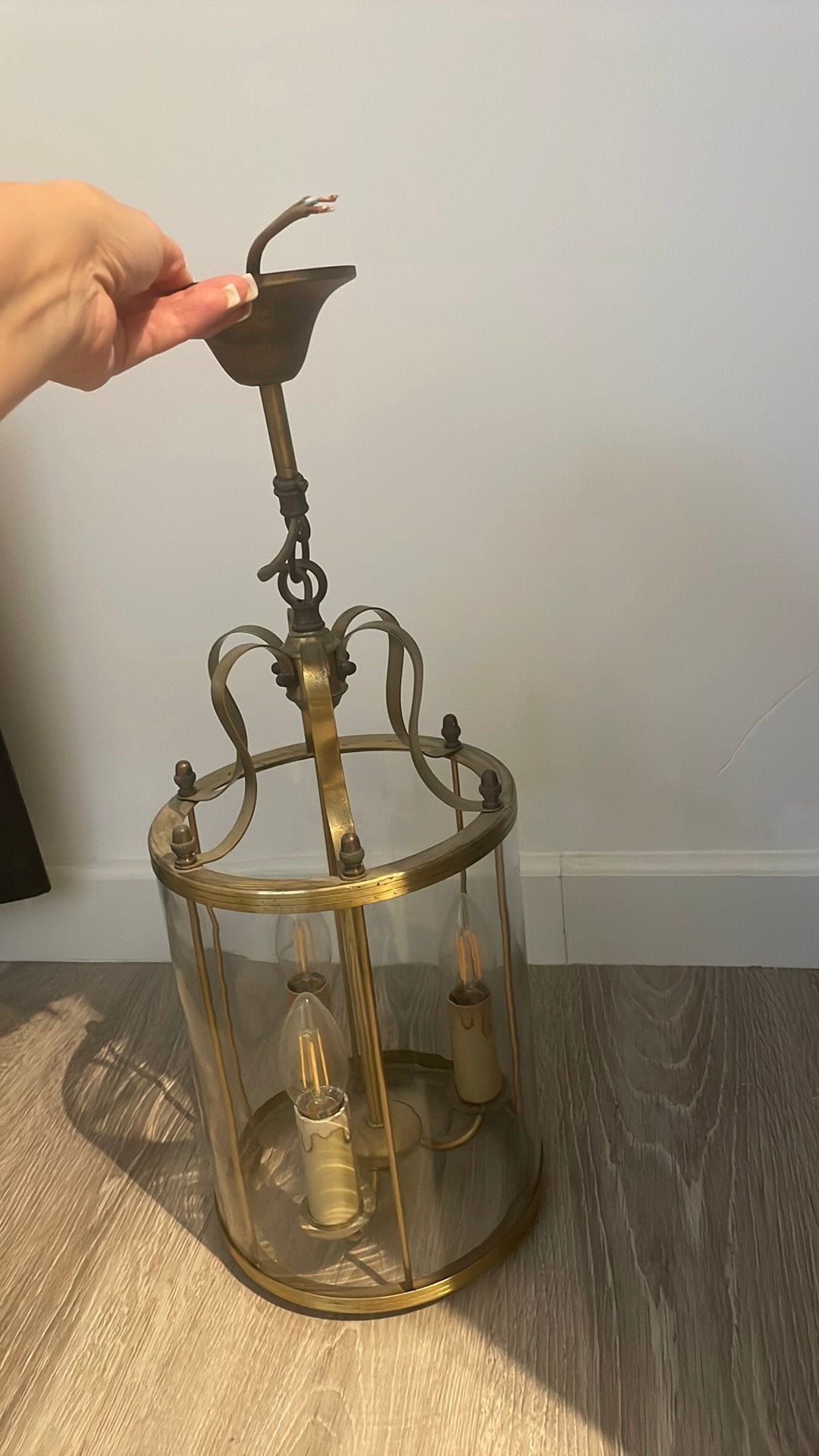 Goudkleurige hanglamp, Ophalen, Gebruikt