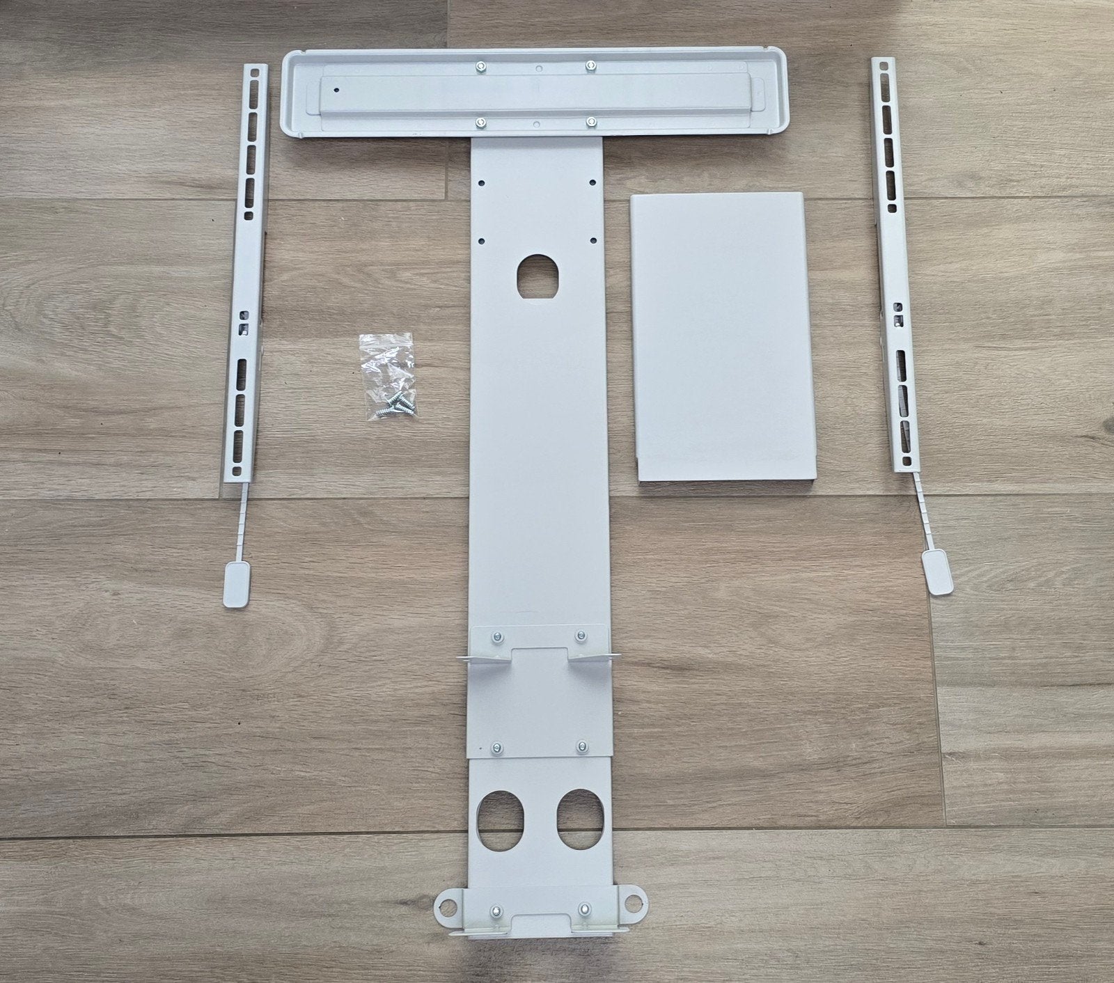 Uppleva Ikea tv-beugel voor Besta tv meubels, Ophalen, Zo goed als nieuw