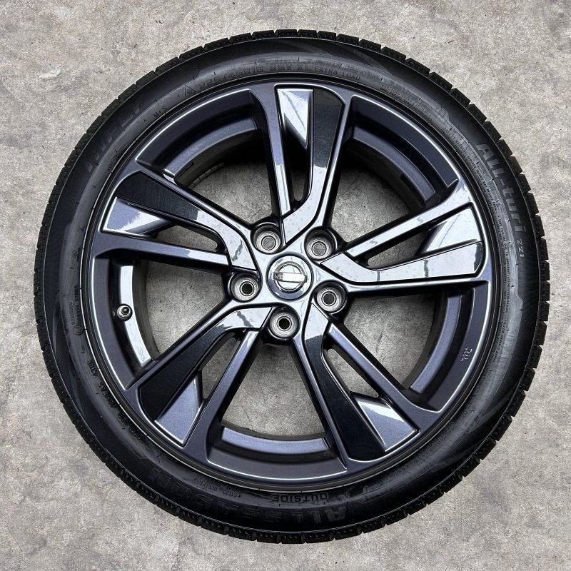 18 inch originele velgen + all season banden Nissan Juke, 18 inch, Gebruikt, -, -