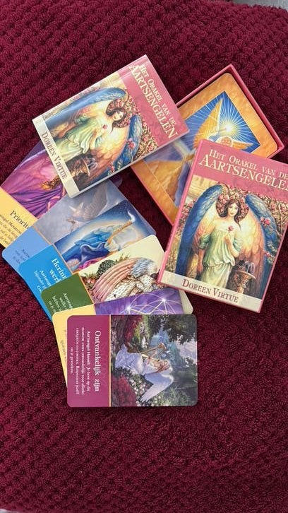 Doreen Virtue 🌸 Het orakel van de Aartsengelen, Tarot of Kaarten leggen, Overige typen, Ophalen of Verzenden, Zo goed als nieuw