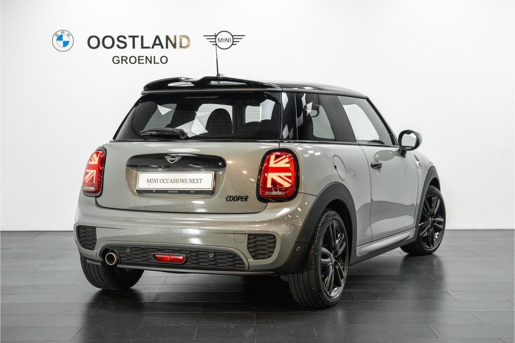 MINI Hatchback Cooper JCW / Keyless Entry / Achteruitrijcame, Auto's, Mini, Voorwielaandrijving, 136 pk, Gebruikt, Met garantie (alle)