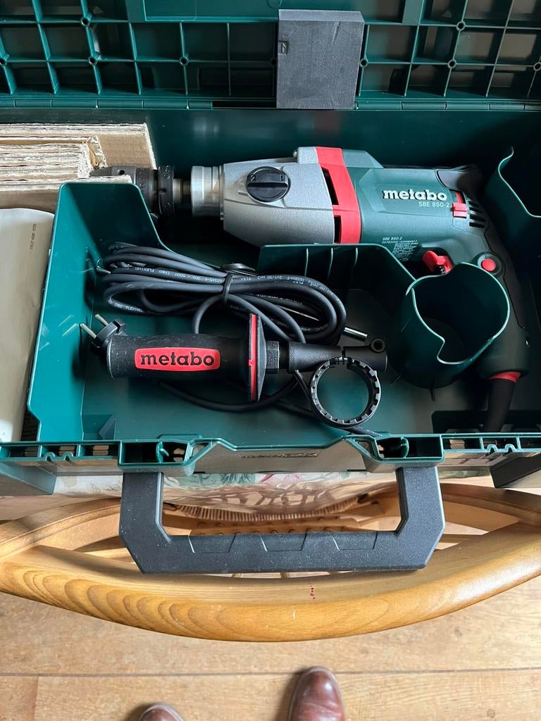 Metabo klopboormachine SBE850-2 met koffer en 55 delige set, Ophalen, Nieuw, Boormachine