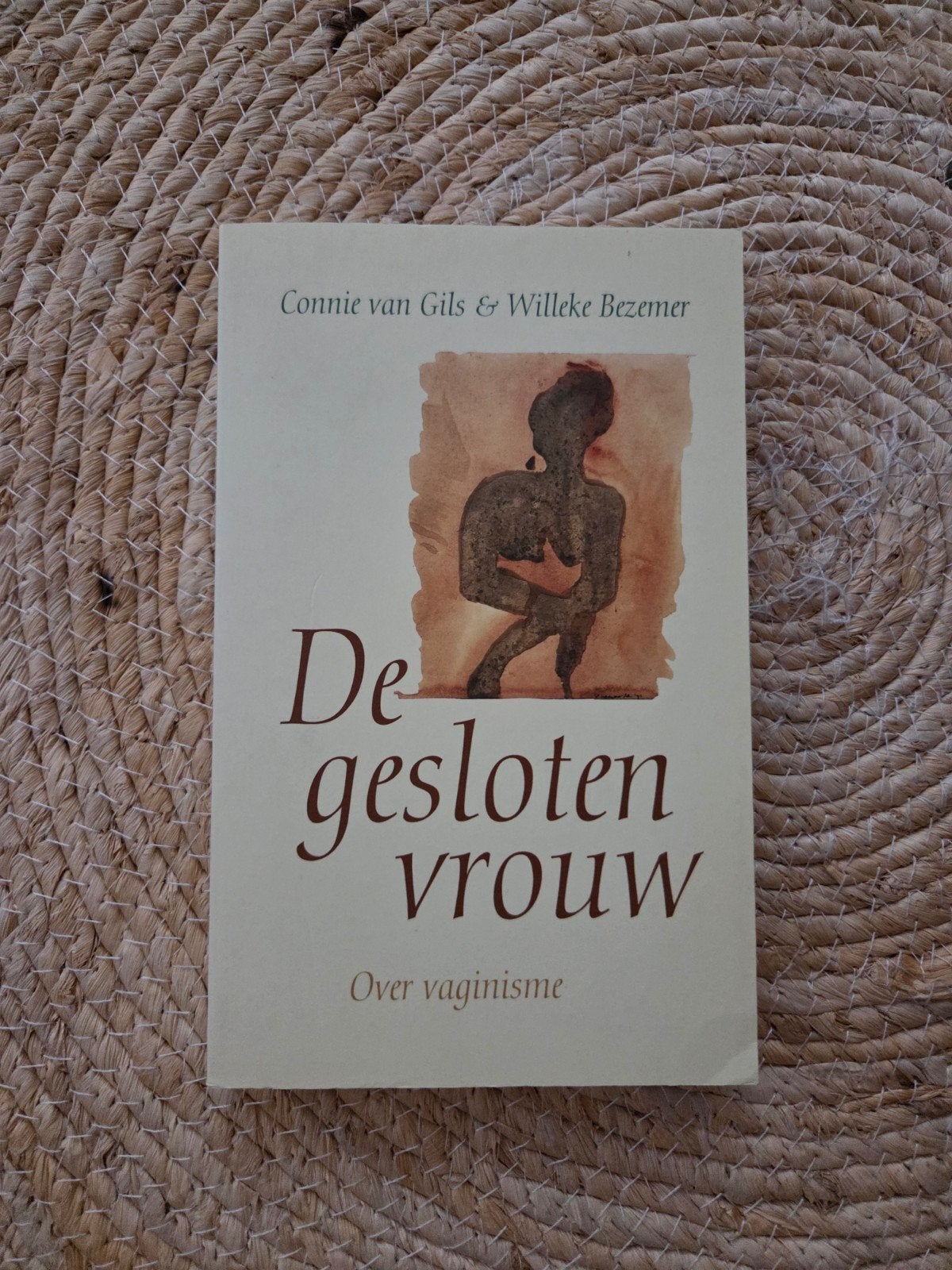 Willeke Bezemer - De gesloten vrouw, Boeken, Ophalen of Verzenden, Zo goed als nieuw, Willeke Bezemer; Connie van Gils, Sociale wetenschap