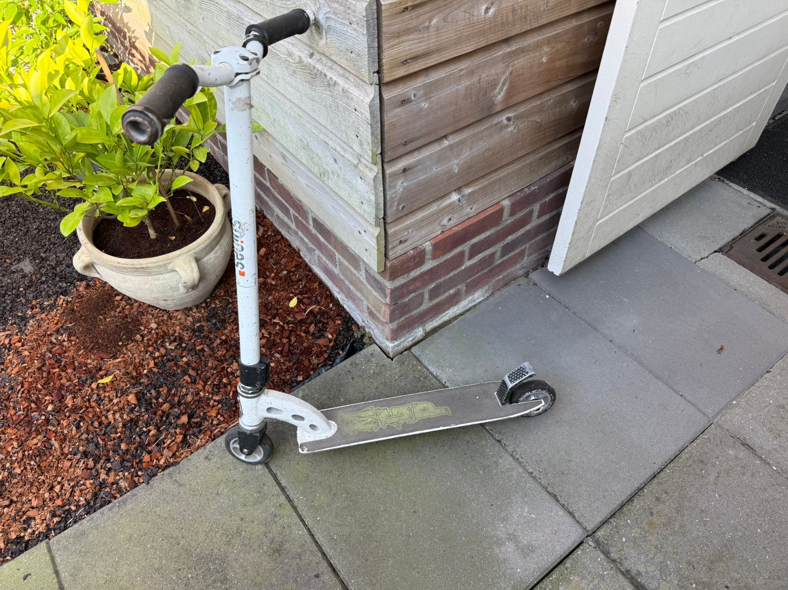 MGP (Madd Gear Pro) stuntstep – stevig & bijna rijdklaar!, Fietsen en Brommers, Steps, Ophalen, Gebruikt, Gewone step