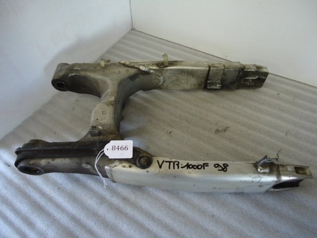 VTR1000F 1997 - 2006 Honda Achterbrug D1-10098