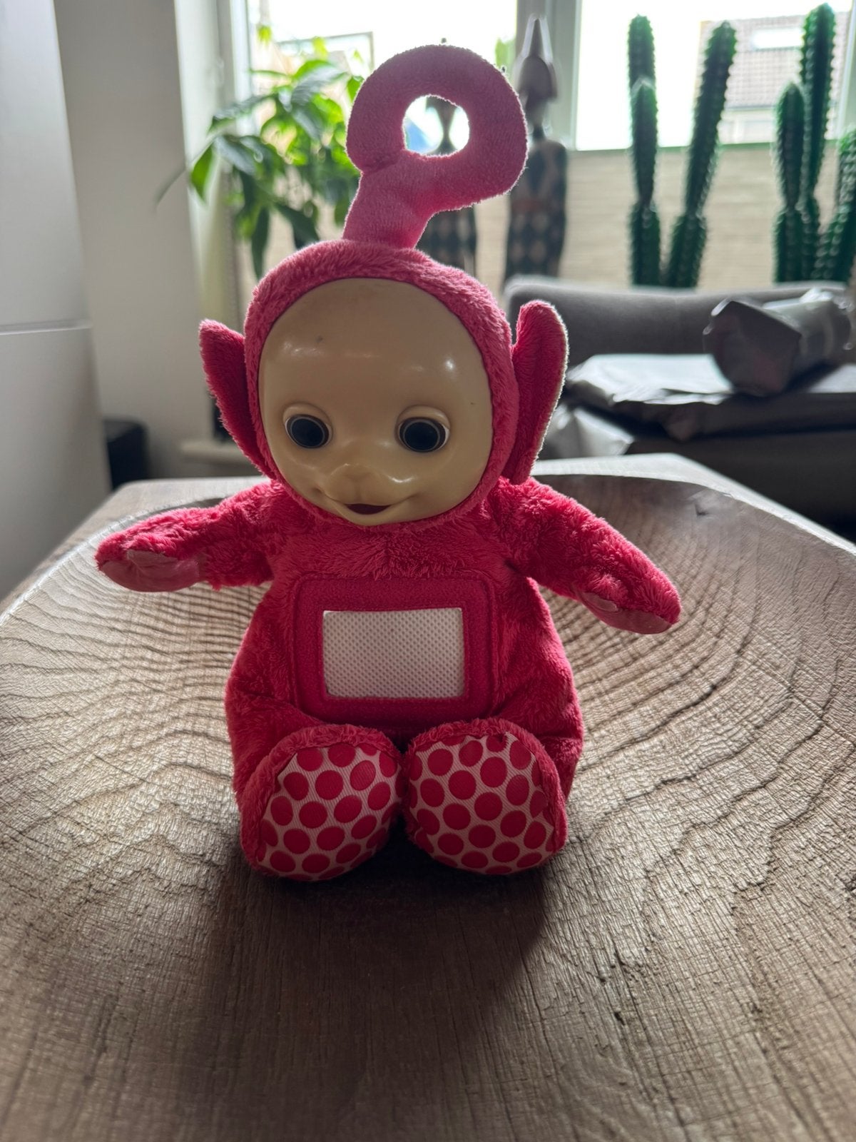 Teletubbies Pluche Knuffel Po (met rammelaar, Ophalen of Verzenden, Zo goed als nieuw, Overige typen