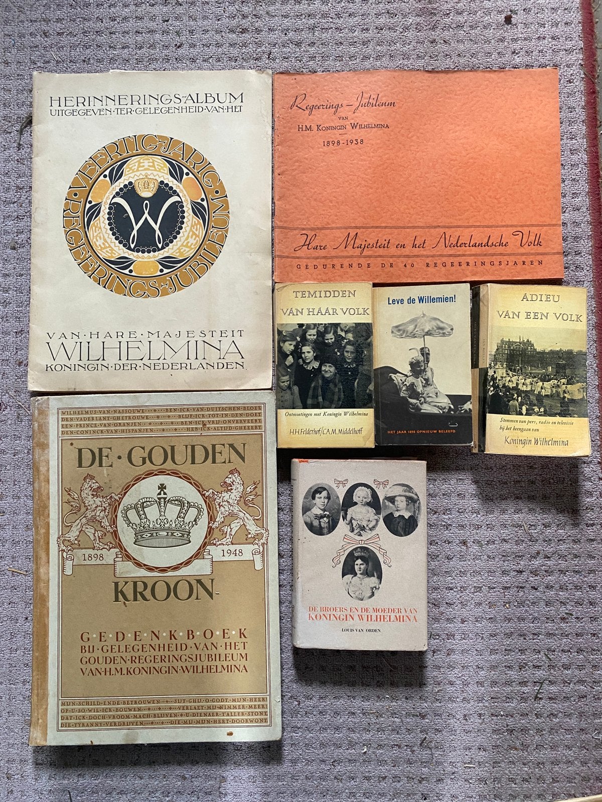 Verzameling boeken Koningin Wilhelmina, Boeken, Ophalen of Verzenden, 19e eeuw, Gelezen