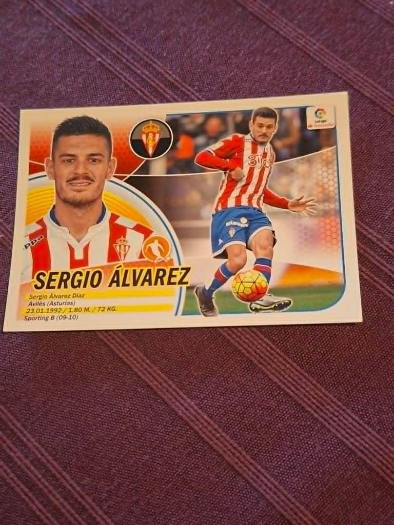Panini / Sticker / Sergio Alvarez / Sporting de Gijon, Ophalen of Verzenden, Nieuw, Buitenlandse clubs, Poster, Plaatje of Sticker