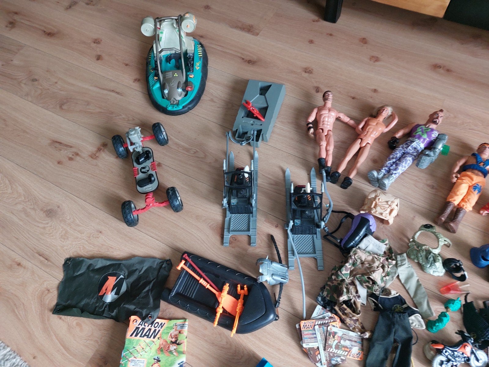 Grote partij Action Man figuren, voertuigen en accessoires, Ophalen of Verzenden