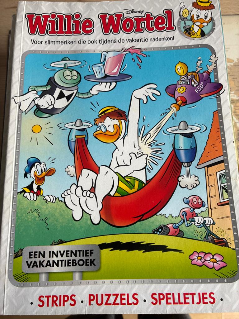 Donald Duck vakantieboeken ( Prijs per stuk), Meerdere stripboeken, Ophalen, Gelezen
