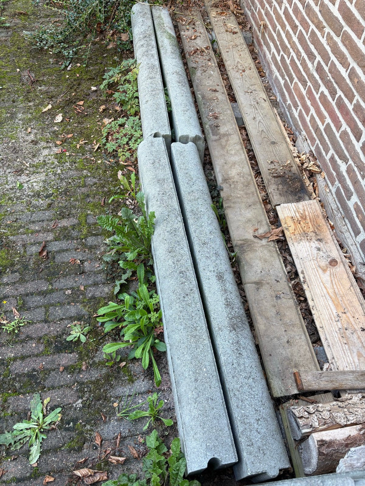 Gratis opsluitbanden, Ophalen, Gebruikt, 5 tot 10 m², Beton