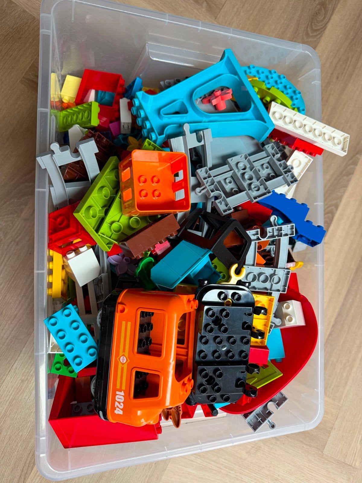 Grote partij LEGO Duplo: Trein, Jungle en Paardenstal, Ophalen