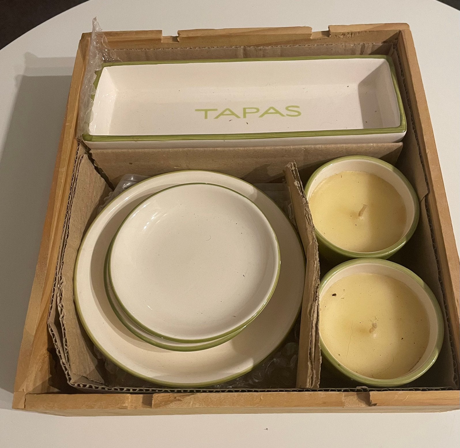 Tapas setje ( schaaltjes, bordjes en kaarsjes), Ophalen of Verzenden, Overige stijlen, Bord(en)