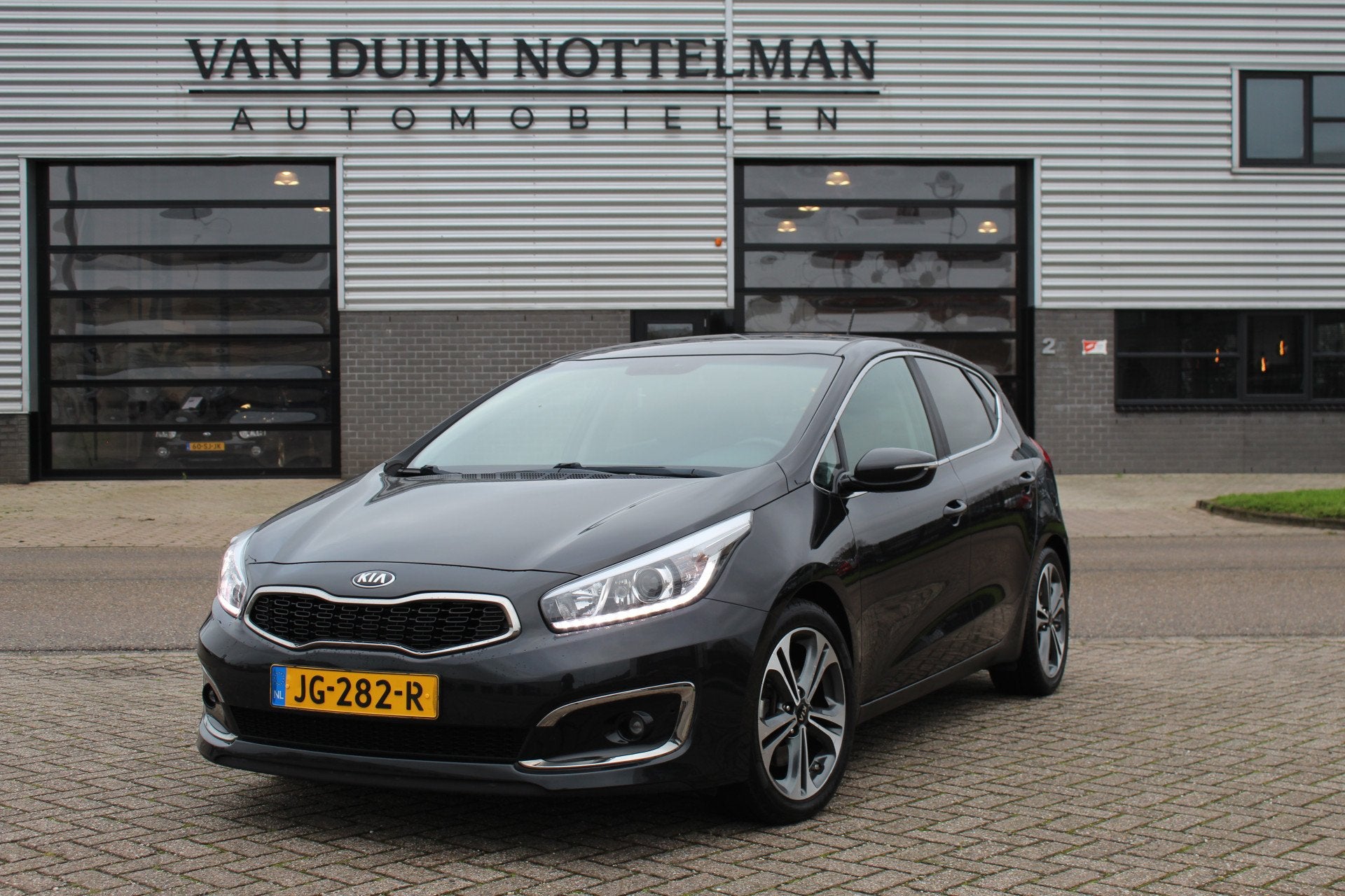 Kia cee'd 1.0 T-GDi DynamicLine / Camera / Navigatie / N.A.P, Auto's, Kia, Voorwielaandrijving, Gebruikt, Met garantie (alle)