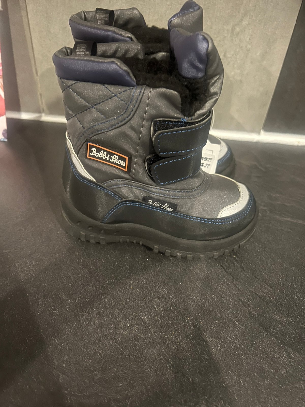 Sneeuwlaarzen 24 Nieuw, Kinderen en Baby's, Jongen of Meisje, Nieuw, Ophalen of Verzenden, Laarzen
