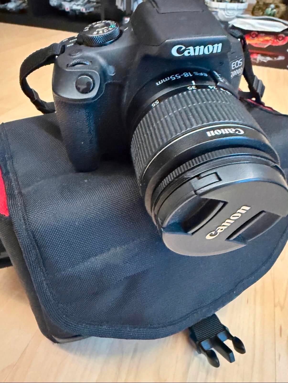 Canon 2000D, Ophalen of Verzenden, Zo goed als nieuw, Canon, 8 keer of meer