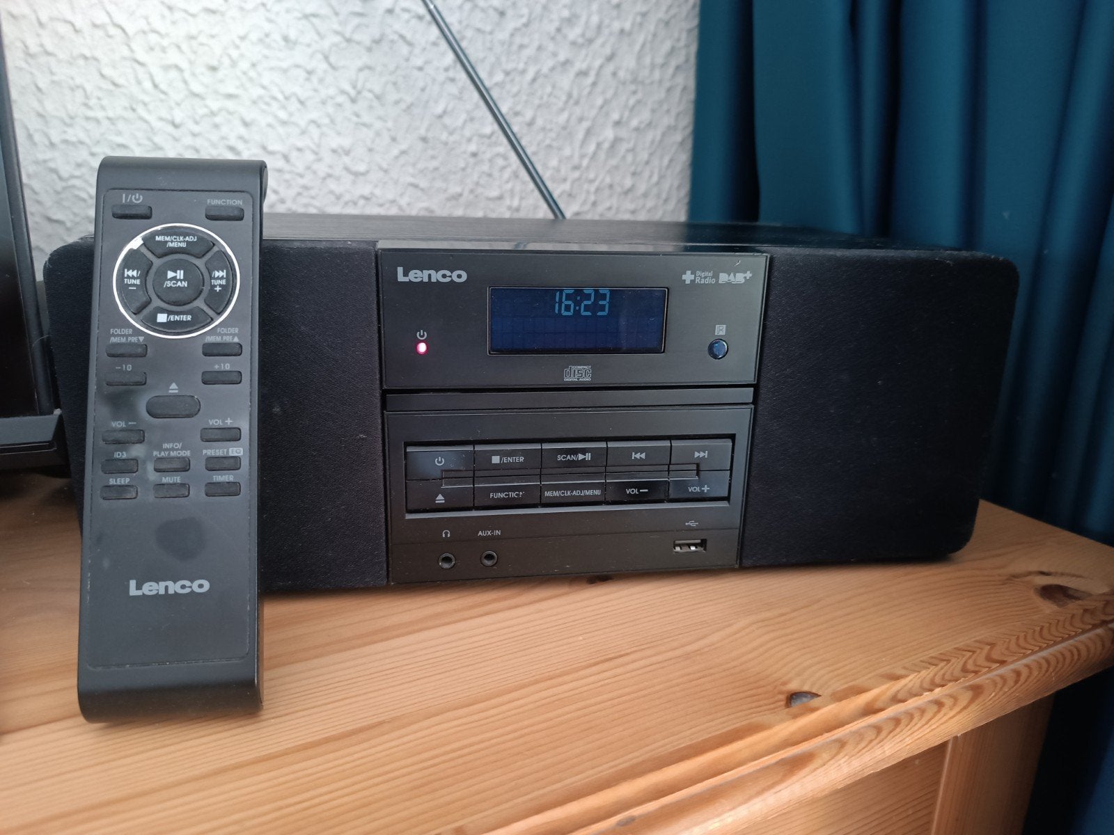 Lenco DAR-050BK DAB+ Radio met CD-speler, Overige merken, Gebruikt, Ophalen of Verzenden, Microset