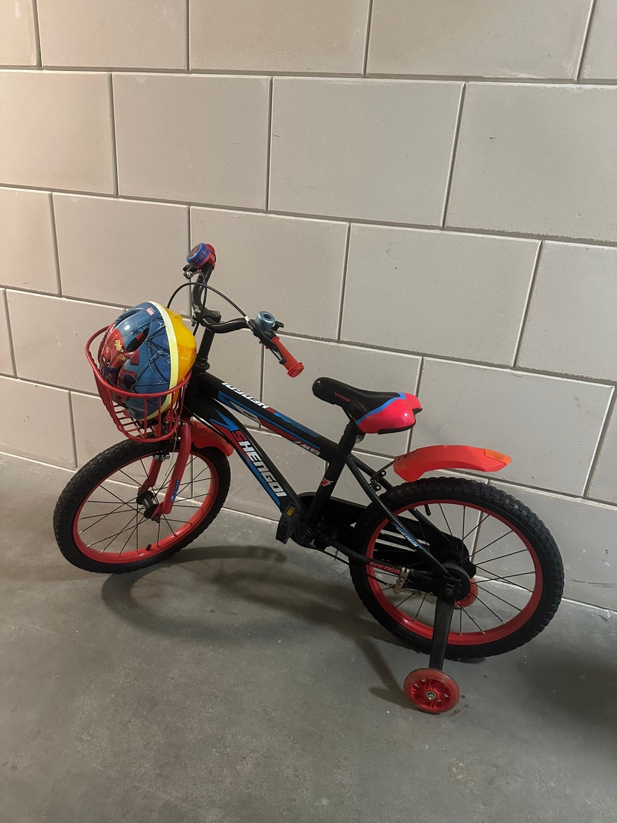 Spiderman fiets, Ophalen, Zo goed als nieuw, Staal, 24 inch of meer