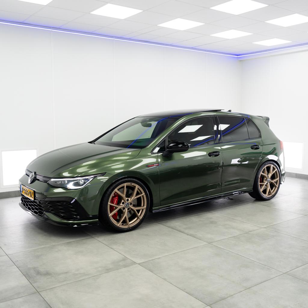 Volkswagen Golf 8 GTI Clubsport, Parkeerassistent, 4 cilinders, Zwart, 300 pk