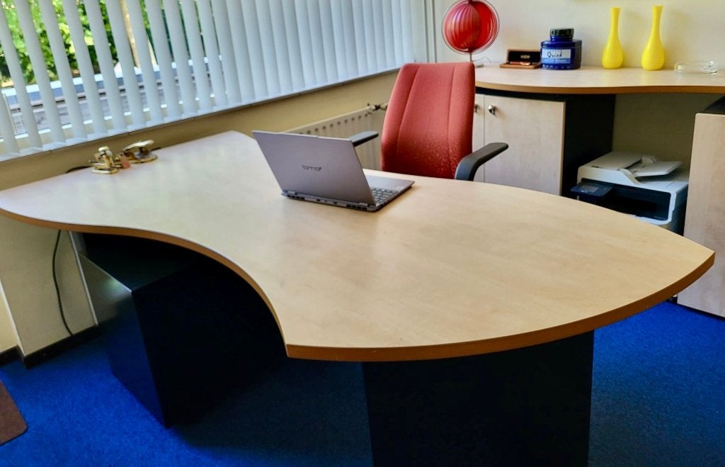 Wave Organisch design (en duur) DIRECTIE BUREAU + LAGE KAST, Huis en Inrichting, Bureaus, Gebruikt, Bureau-kast combinatie, Natuurlijk