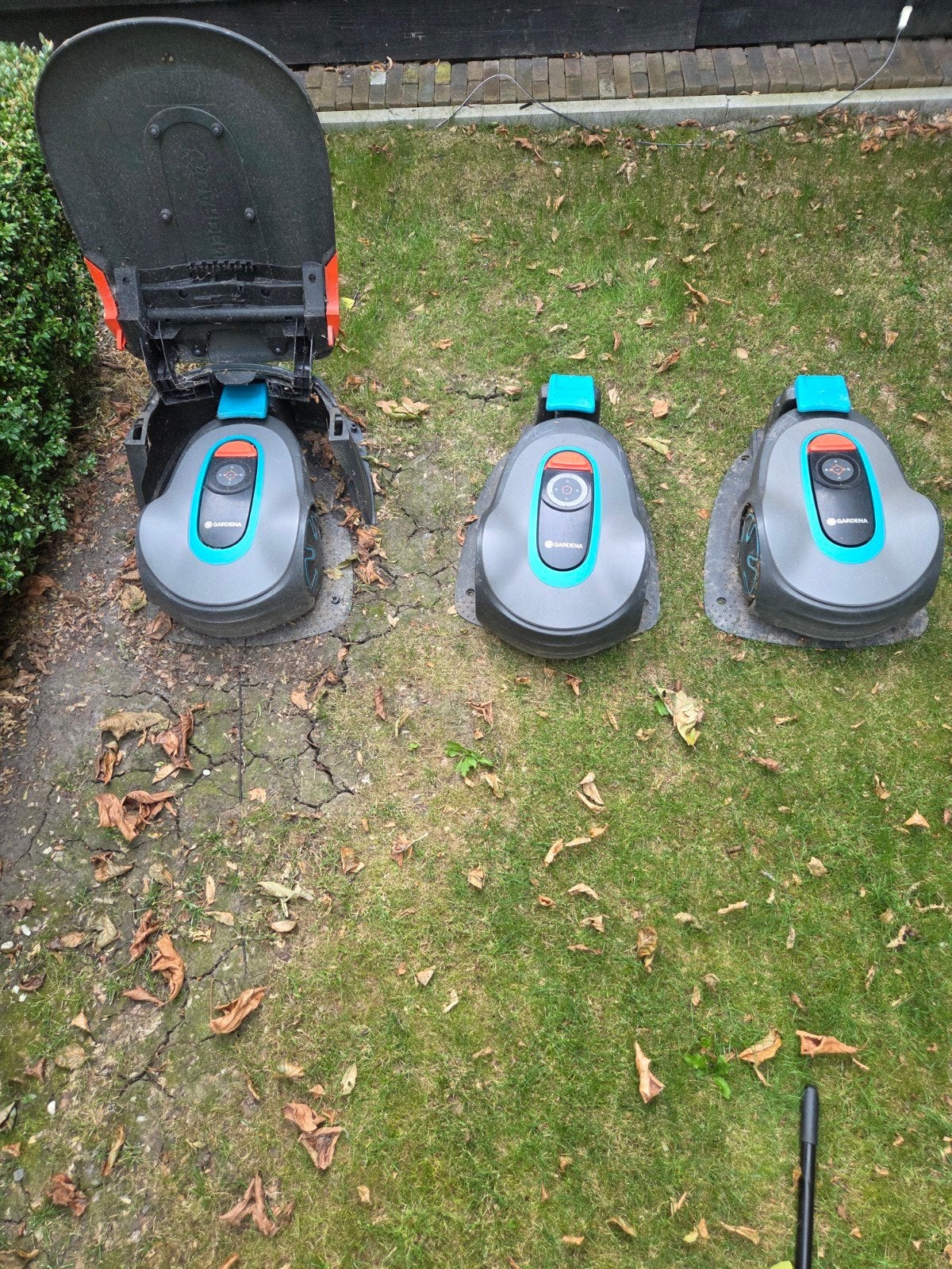 3x Gardena Sileno Minimo robotmaaiers (defect), Tuin en Terras, Robotmaaiers, Ophalen