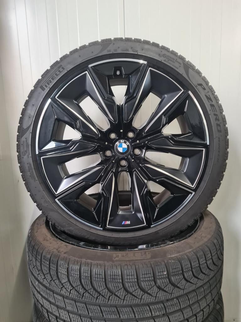 21' BMW i7 7 Serie X3 G45 Styling 909M met winterbanden