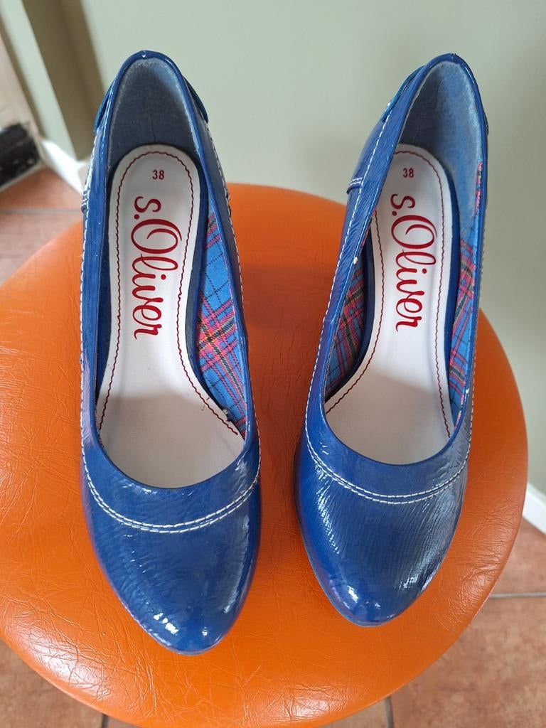 Pumps dames Koningsblauw s-Oliver mt 38, Kleding | Dames, Schoenen, Ophalen of Verzenden, Zo goed als nieuw