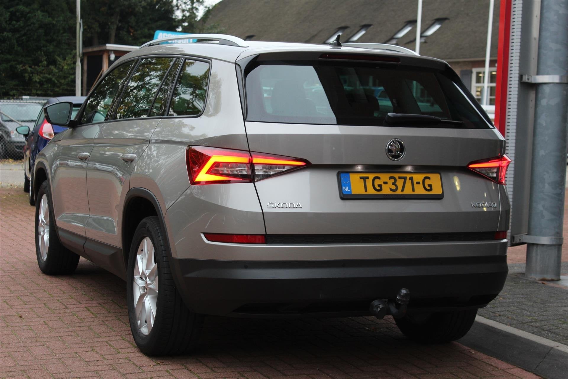 SKODA Kodiaq 1.4 TSI *Ambition Business* | Nieuwe Distributi, Auto's, Dealer onderhouden, Gebruikt, 4 cilinders, Origineel Nederlands